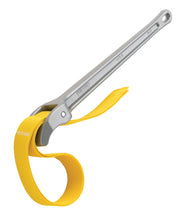 RIDGID 18” Aluminum Strap Wrench for Plastic with 17” x 1-3/4” Strap – three-quarter view | 31370