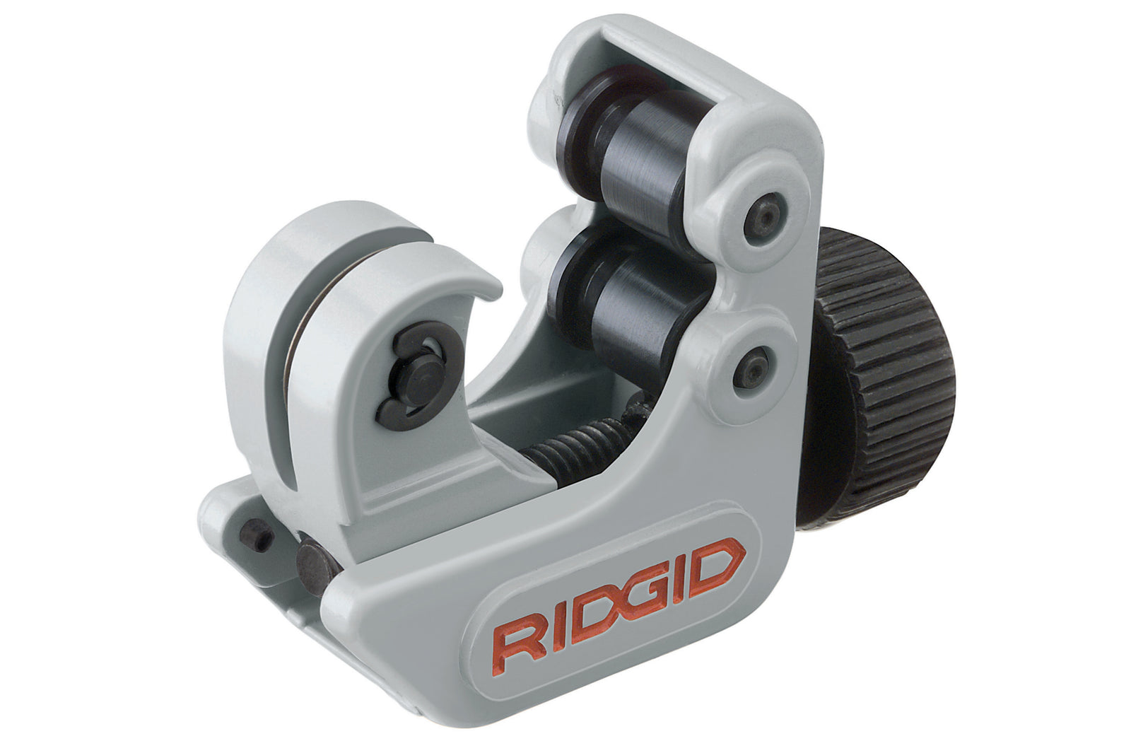 RIDGID 101-ML Close Quarters Cutter for Multilayer Tubing – three-quarter view | 21938