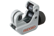 RIDGID 101-ML Close Quarters Cutter for Multilayer Tubing – three-quarter view | 21938