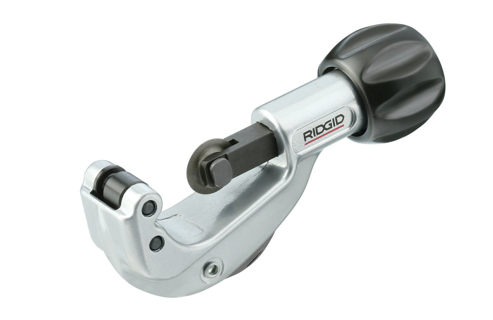 RIDGID 150-L Constant Swing Tubing Cutter, Extended Length with Heavy-Duty Wheel – three-quarter view | 66742