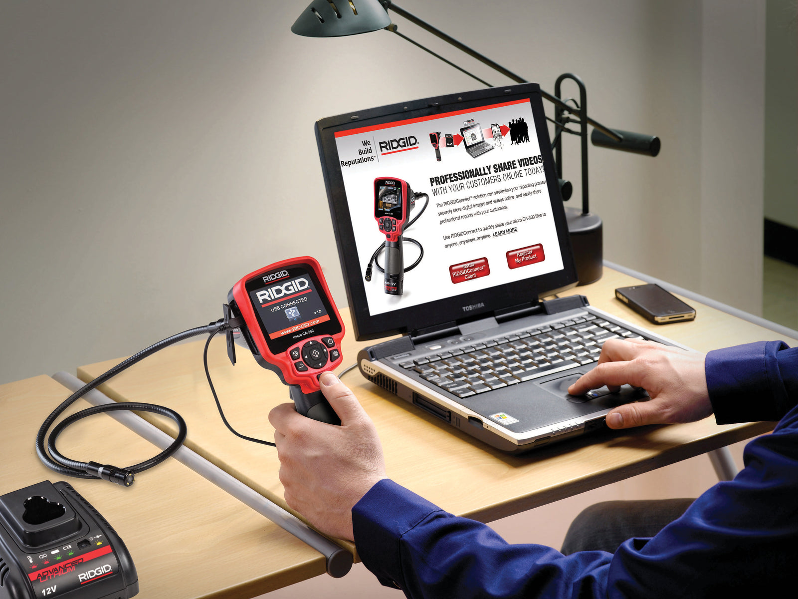 RIDGID CA-350 Handheld Inspection Camera, includes 12V Battery and Charger – in use | 55903