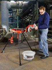 RIDGID 460-6 1/8" - 6" Portable TRISTAND® Chain Vise – in use | 36273
